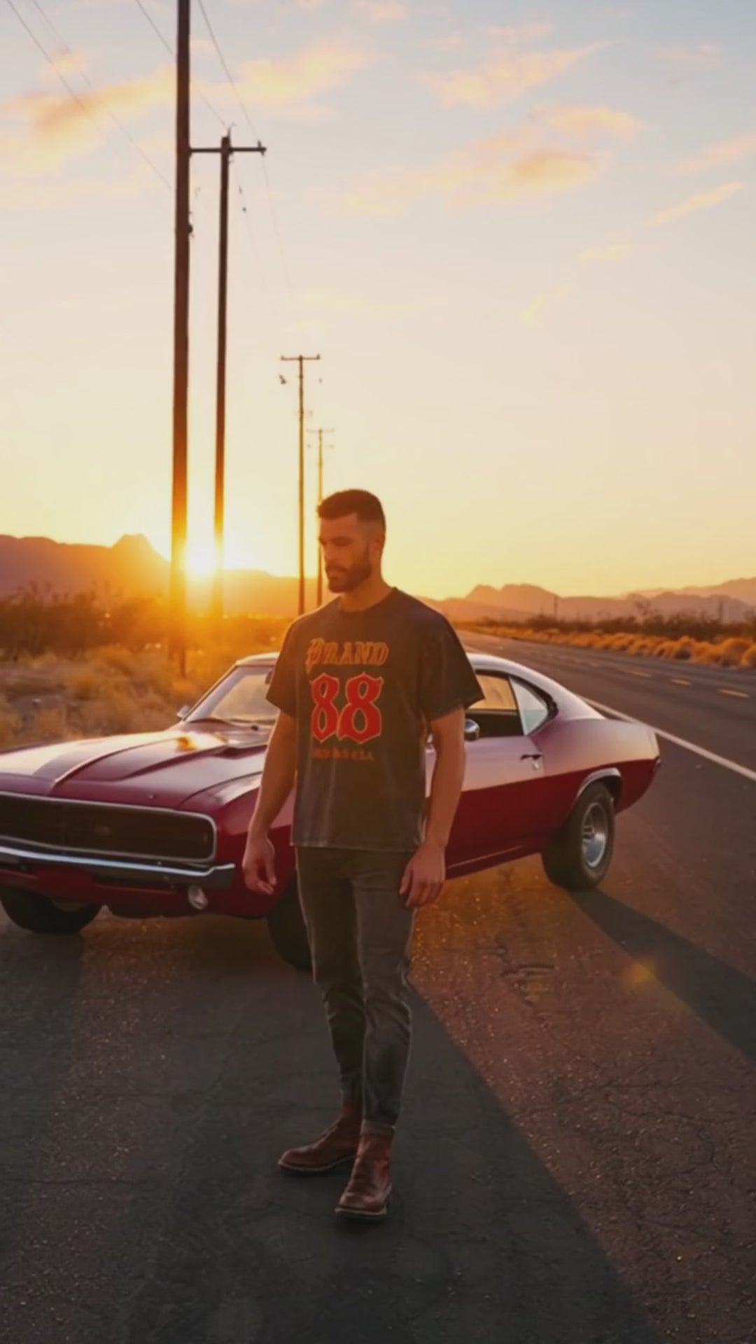 Men's "Brand 88 USA" Acid Wash Oversized T-Shirt, Black Acid Wash Streetwear Graphic Tee, Red & Gold "88" Print Casual Top, Unisex Patriotic Urban Style Short Sleeve Shirt